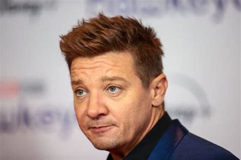 ‘I’ve Lost a Lot of Flesh and Bone,’ Jeremy Renner Says,。